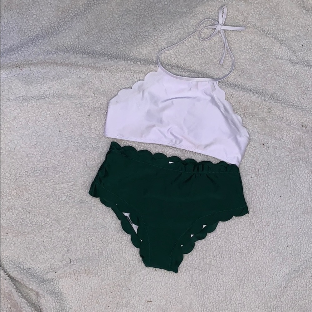 SHEIN- Two tone scallop edge bikini set